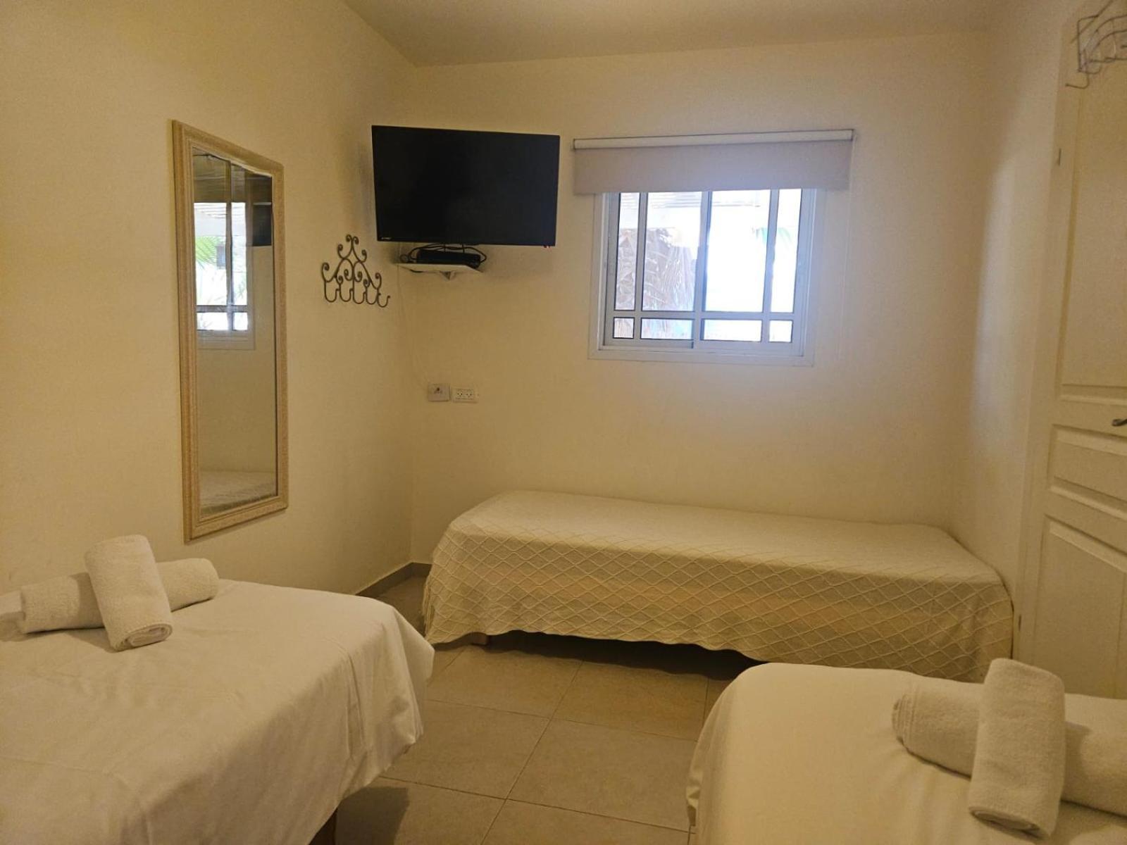 רגע ערבה Villa ‘‘En Yahav Buitenkant foto